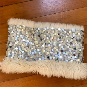 Loft faux fur scarf